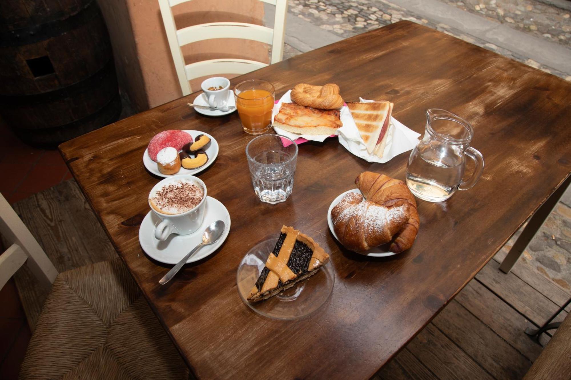 Locanda Dolcevita Доцца Екстер'єр фото